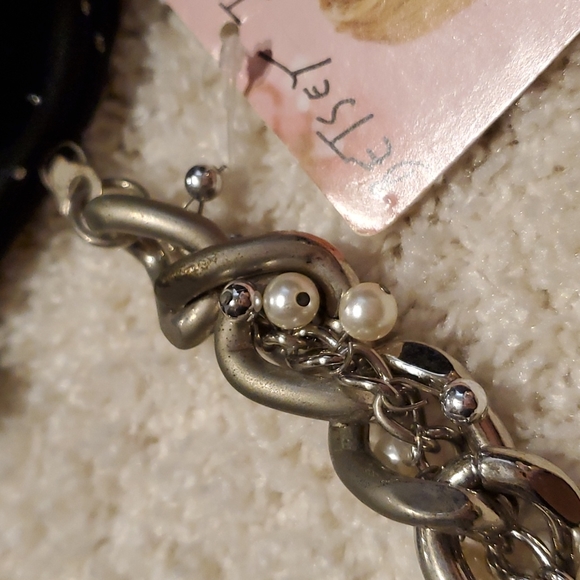 BETSY JOHNSON Purse - Picture 5 of 9